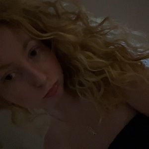 Meet your Posher, Adele